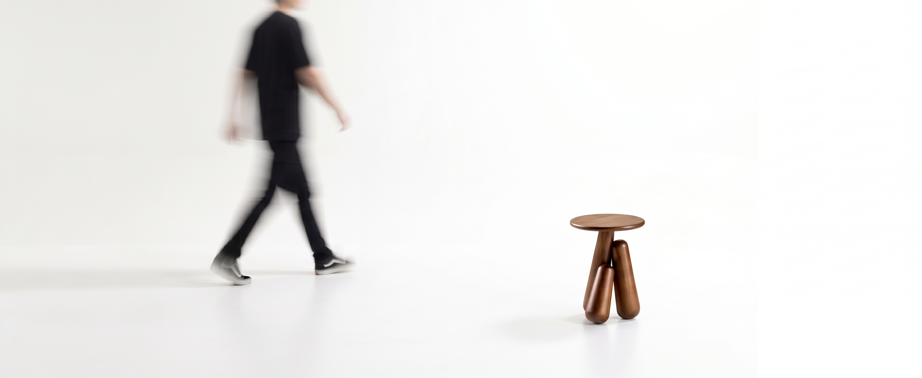 Mesa lateral Tuki
